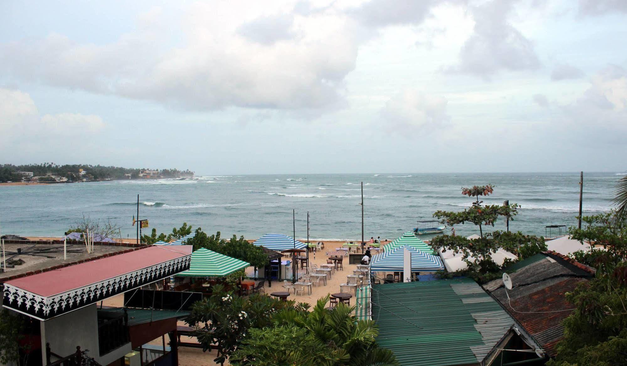 Bedspace Beach Unawatuna Extérieur photo